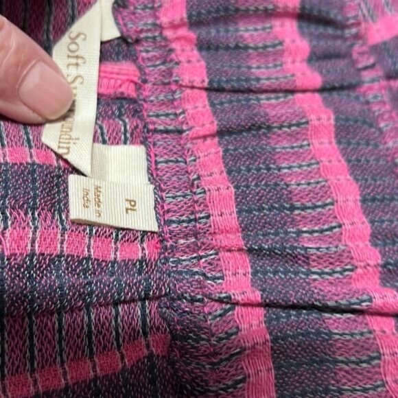 NWT Soft Surroundings Dulcinea  Bermuda Shorts size Large Petite - Picture 5 of 5